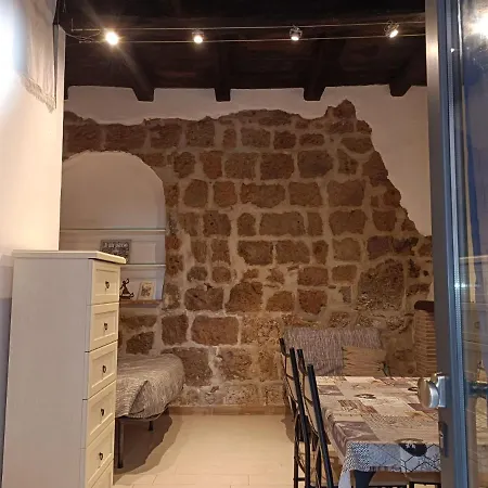 A Un Passo Dal Castello شقة Nepi